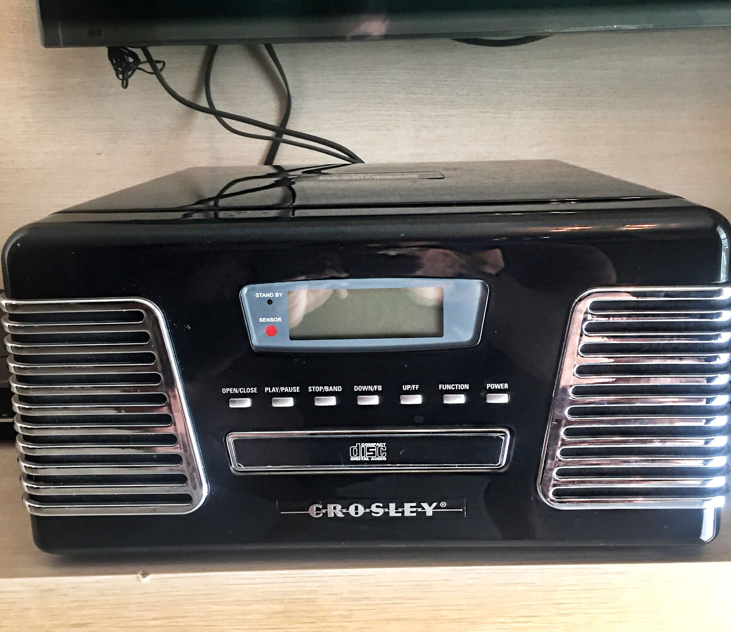 Rádio vitrola retrô Crosley