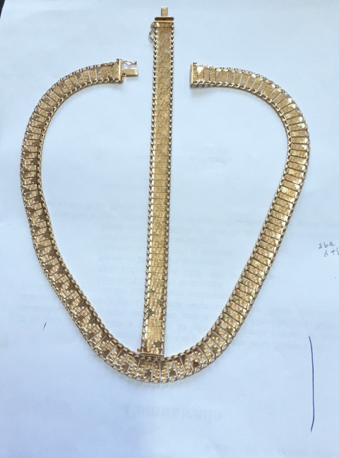 Conjunto em ouro 800 fabricação portuguêsa colar e brinco